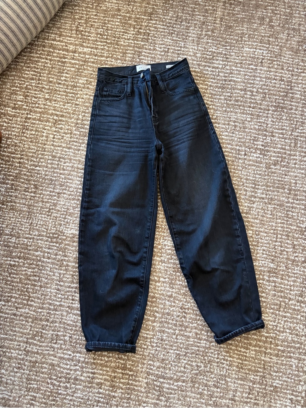 Frame Denim Ultra High Rise Barrell Jeans - Picture 4 of 5